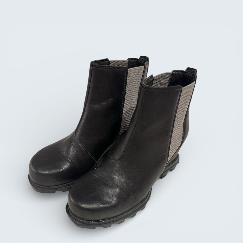 SOREL Joan of Arctic Wedge Leather Chelsea Bootie Womens Black Ankle